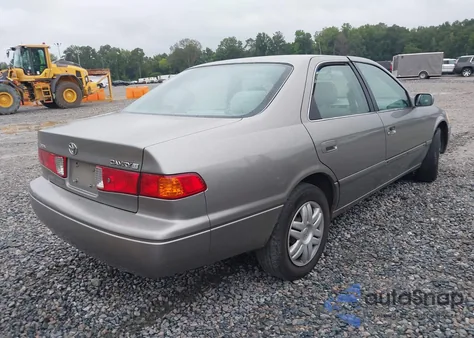2000 Toyota Camry Le z USA, uszkodzony, nr VIN 4T1BG22K2YU649460